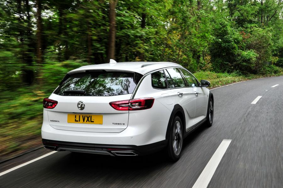  Vauxhall Insignia Country Tourer Turbo D 4x4 2017 года  (фото 5 из 21)